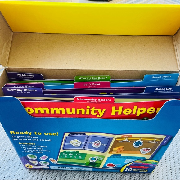 Vocabulary Game by Lakeshore Learning - Picture 2 of 4